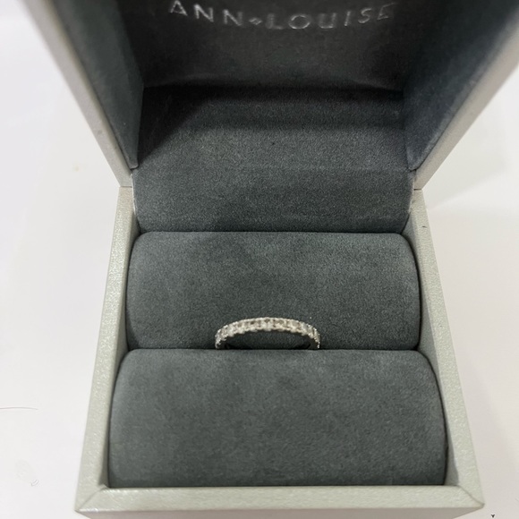 Authentic Diamond Band - Picture 1 of 4
